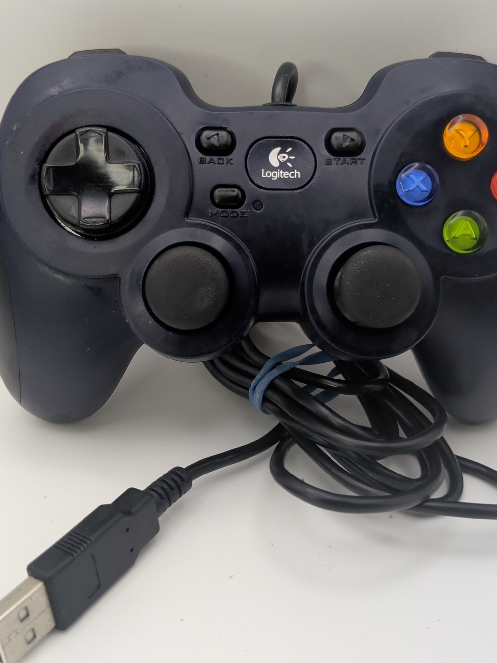 Logitech Gamepad F310 Wired USB Game Controller for PC/Mac G-U0001 840-000058 (J
